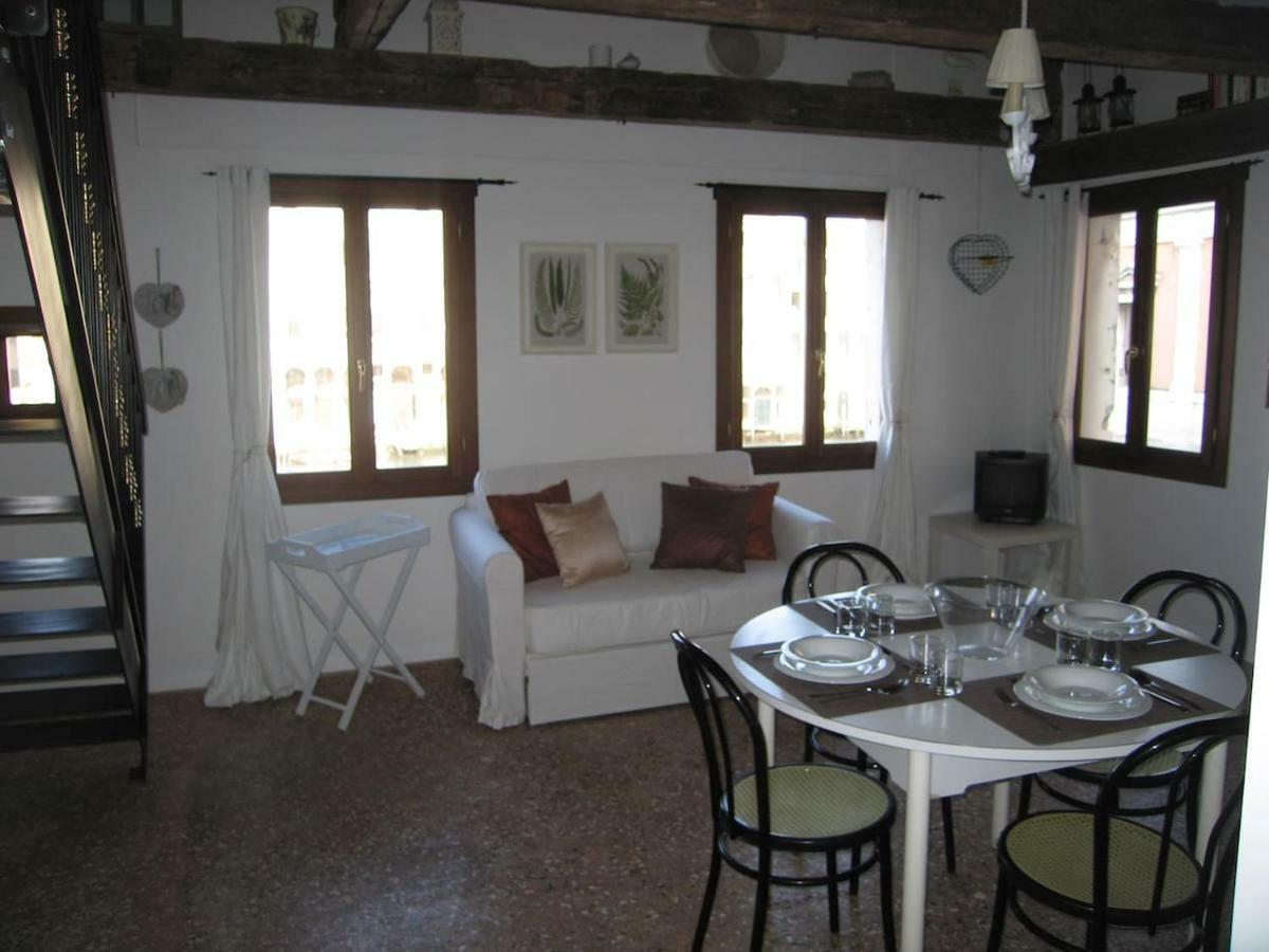 Loft Overlooking The Grand Canal Венеция Экстерьер фото